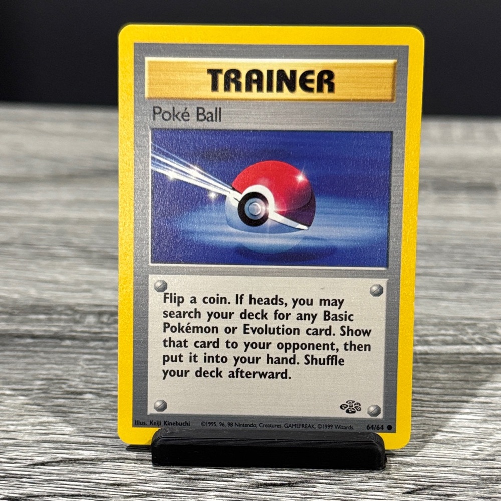 Pokémon | Jungle (Trainer) #64/64: Poké Ball (1999) - Vintage Trading Card